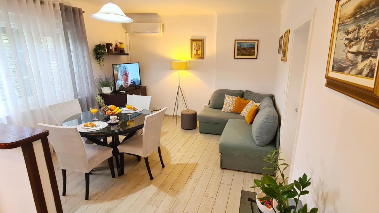 Apartment Sara Poljud Split Luaran gambar