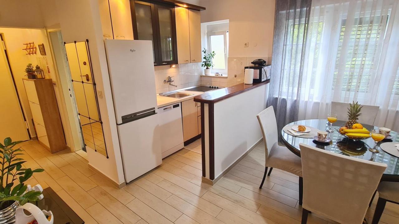 Apartment Sara Poljud Split Luaran gambar
