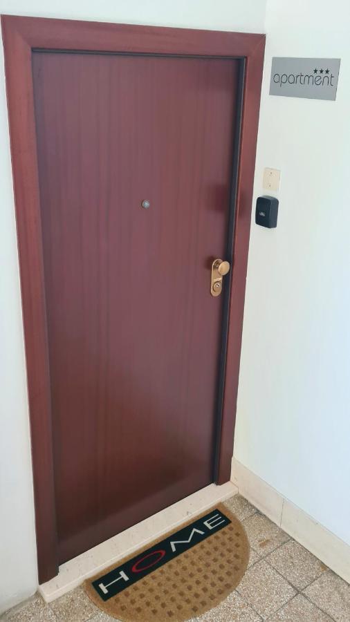Apartment Sara Poljud Split Luaran gambar