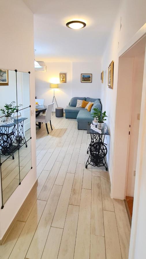 Apartment Sara Poljud Split Luaran gambar